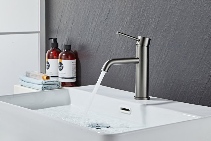 Servantbatteri Slim vinkel gunmetal